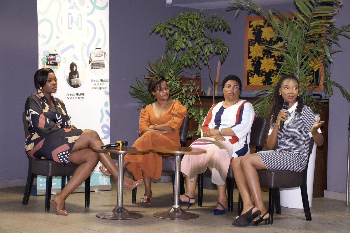 wtmcloudabj's tweet photo. Un petit Recap de la soirée OSER TERE…  merci à tous #IWD2023 #DARETOBE https://t.co/cZ19r2tRTW
