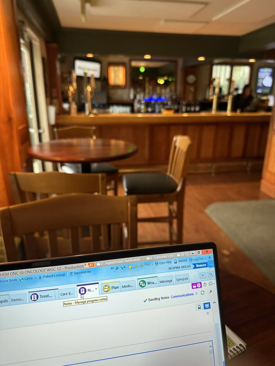 DrDespina123's tweet photo. Really enjoyed connecting with colleagues @MarkBustoros @DrPinkalDesai and Nancy Du at the start consortium meeting @CSHL
I got to write #epicemr #clinicnotes at the bar while listening to people stroll in gossip. Very different from my grad school experiment days @CSHLaboratory https://t.co/rejapNeYMh