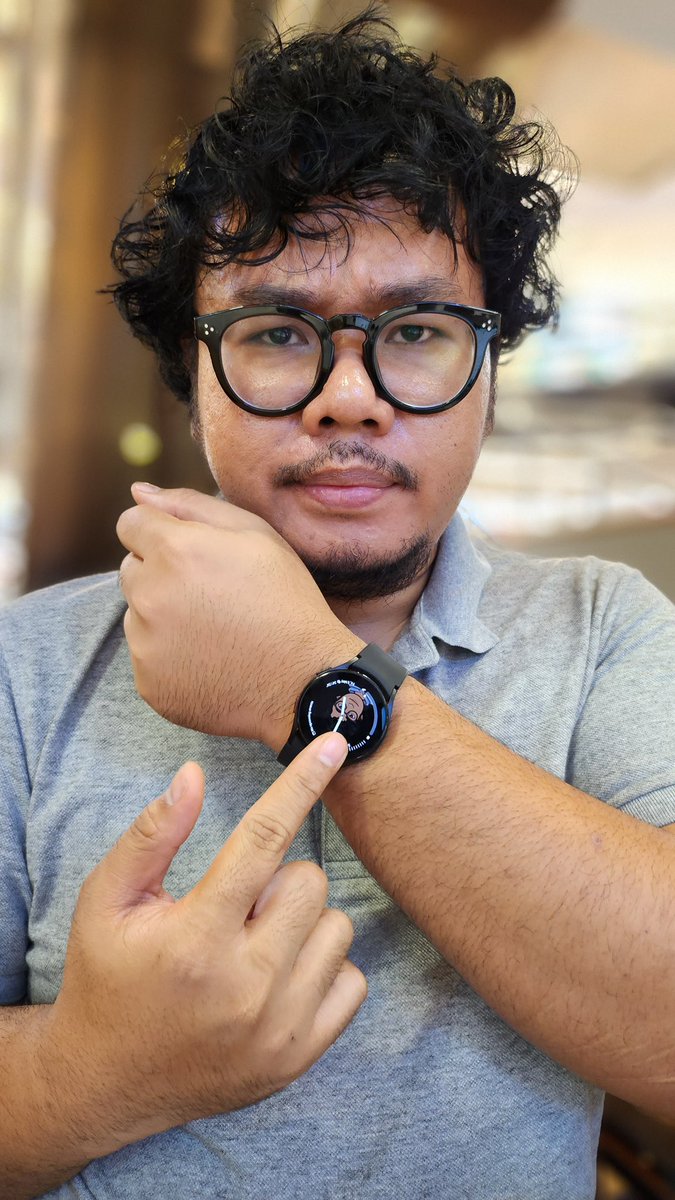 ZeroWasteAsia's tweet photo. ✊🏽Show your support by posting a photo of your watch or clock on your social media accounts with the hashtag #LaborDay #NoTimeToWaste #NoTrashTalkADB #BurnNot #ProtectionNotPollution #ADBAnnualMeeting #ADBIncheon https://t.co/rJKT6qwNhv