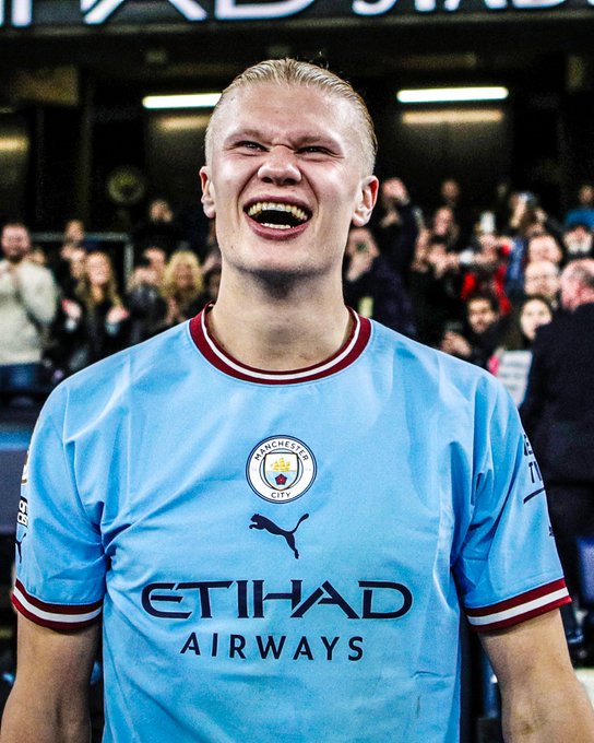 Sizce Erling Haaland, Premier Lig'in gelmiş geçmiş en iyi forvetleri arasında kaçıncı sırada yer alıyor? 🤖