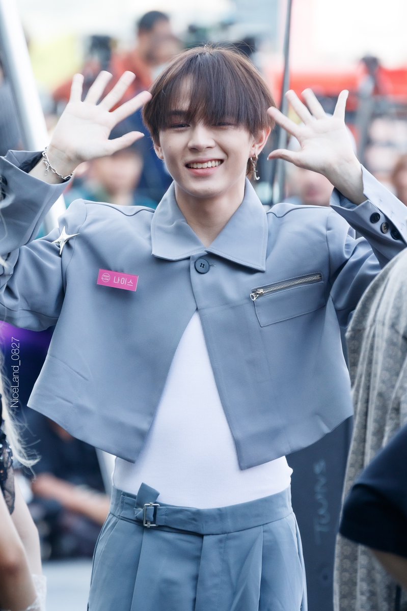 050523 - วันนี้ใครมาเอ่ยยยย
มีใครให้กำลังใจน้องไนซ์บ้างงงง 

สู้ๆนะคับบบ 

#Nice #ไนซ์ #nice_boripat #ดวงดาวของไนซ์