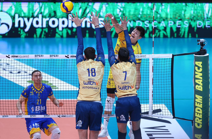 thevolleynews's tweet photo. Tommaso Rinaldi: "Felicità e orgoglio per la convocazione, è solo l'inizio" (VIDEO)
https://t.co/9ZRNkQn1OK
#VolleyNews #ModenaVolley #NazionaleMaschile #PlayOff5Posto #SirSafetySusaPerugia #SuperlegaMaschile #TommasoRinaldi https://t.co/QqUHtaVoFG