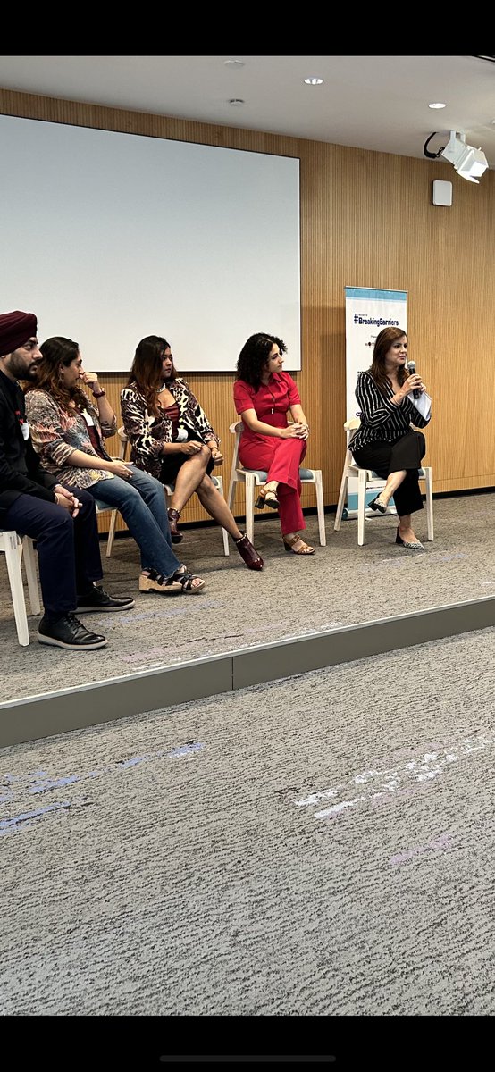 Panel discussion on ‘Networking in the Digital Age’ at #BreakingBarriers @womensweb event at @GoogleIndia office. 
Interesting conversations off-stage as well! #womeninbusiness #networking 

@ConnexusGlobal