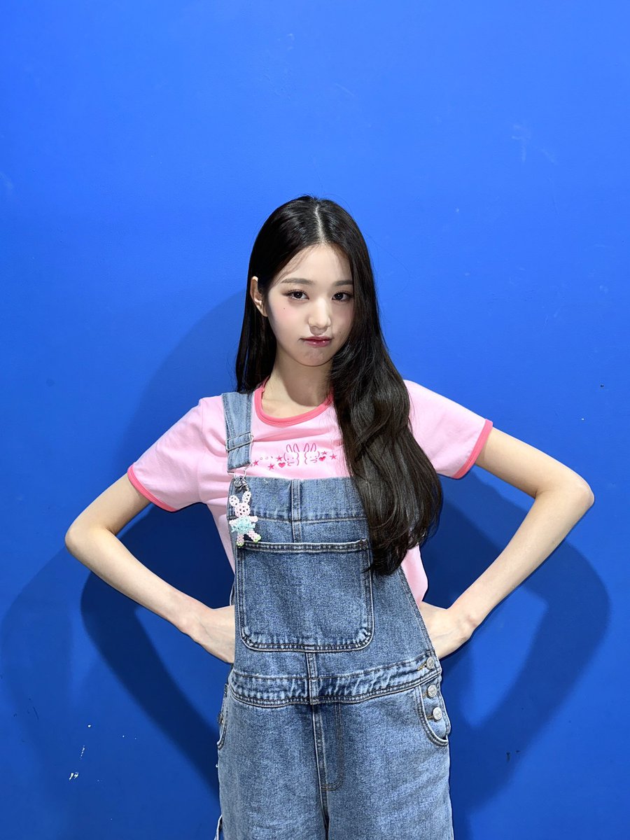wonyoungpics's tweet photo. twitter update https://t.co/c9kpUlNtdR