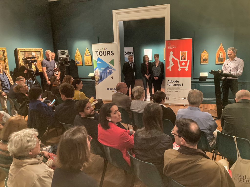 L’Archange Gabriel de Vivarini se dévoile au Musée des Beaux Arts de #Tours 🖼️  #ConférenceDePresse