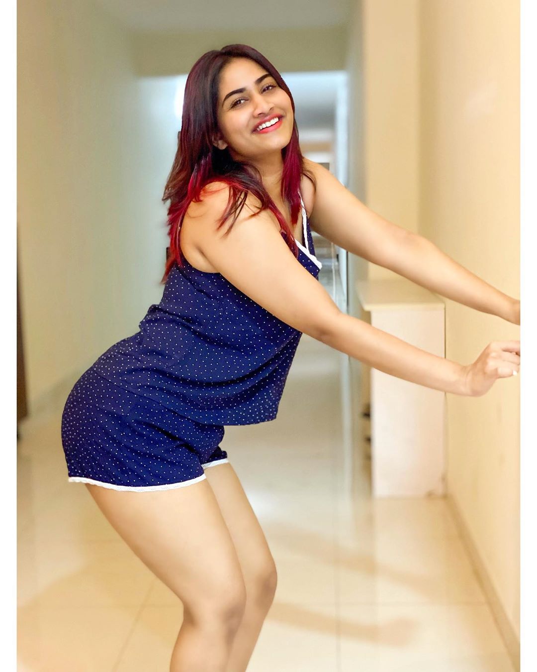 FvW8BlKacAEUyyZ?format=jpg&name=large