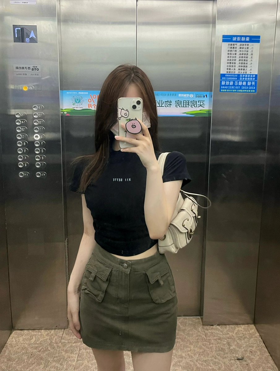 LisaBur47969838's tweet photo. 终于下班啦，要上课的小哥哥赶紧来哦，有空有空哦，#青岛 https://t.co/PdWixYPyLp
