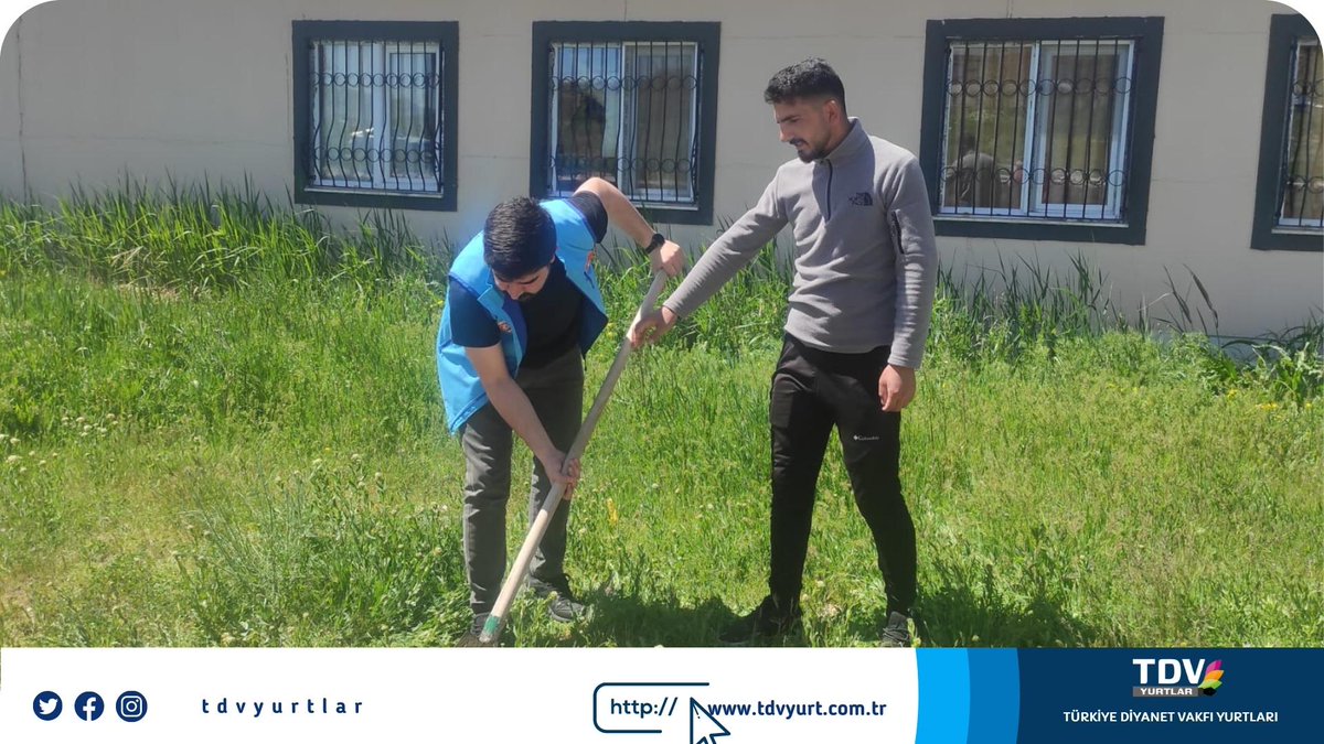 tdvyurtlar's tweet photo. 📍Van Yükseköğrenim Erkek Öğrenci Yurdu      

Sağlık Yaşam Topluluğu öncülüğünde yurt bahçemize fidan dikimi gerçekleştirdi.
#SıcakBirYuva https://t.co/K99gXFwNwJ
