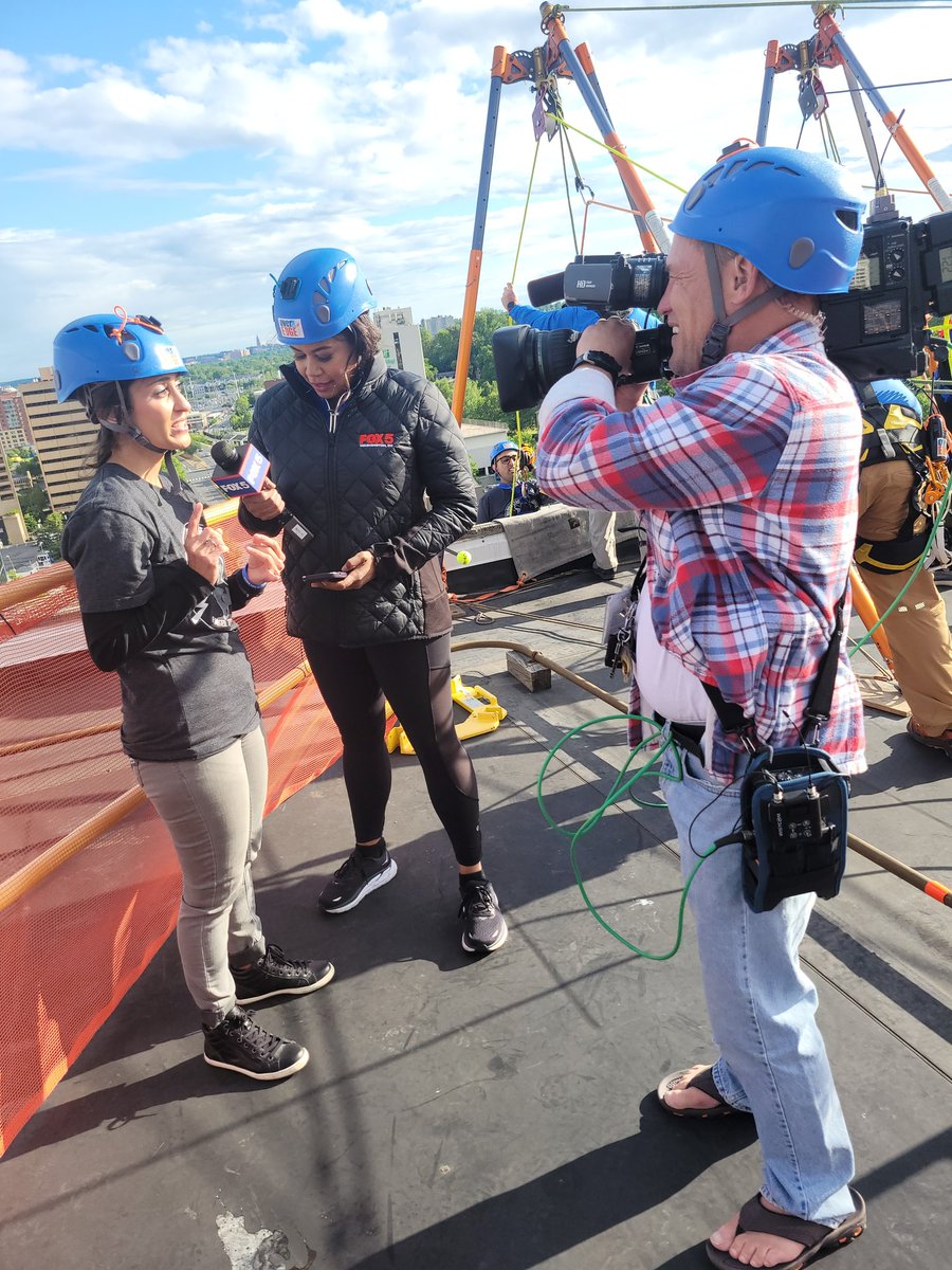 Fox5TerriT's tweet photo. I'm so inspired by and blessed to be in the circle of love that surrounds Ryan Alam! Today Fox 5 Cares helped raise $$ to end homelessness at a rappel event @overtheedge @NewHopeHousing @fox5dc 
#community💜 #belikeRyan https://t.co/6e5IBmp6tn