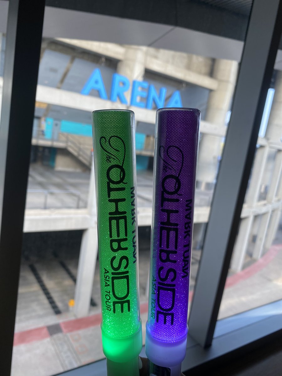 Tanyapa5's tweet photo. สนใจสั่งได้นะคะ พร้อมส่งหน้าคอนค่ะ💚💜 #MarkTuan https://t.co/iJDibkumvC