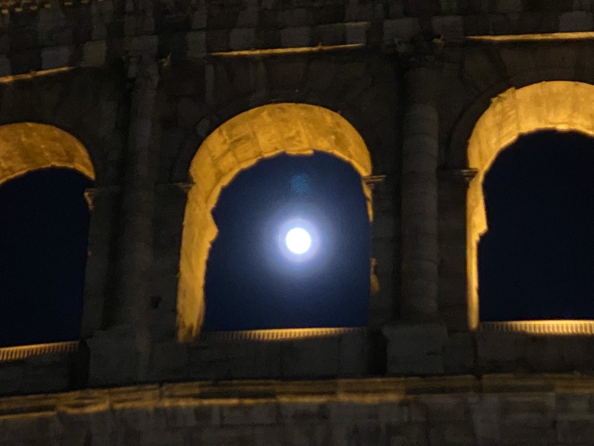 dvmproduction's tweet photo. Rome Yesterday @dvmproduction @rome @italia  @colloseo https://t.co/Ev0Y2lpaqp
