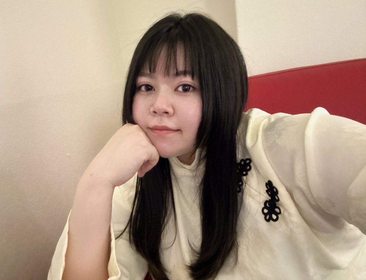 本日も撮影現場に来ています❣️
こちらの現場は2回目なのですが
事前にやることが決まってないので
本番までどきどき💓

メイクさんいらっしゃる現場はすっぴんで現場入りするので
おうち出る準備が楽なのです😂
さらに綺麗にしていただける✨

今日も頑張ってきます❤️‍🔥

#モデル
#女優
#撮影
#撮影現場