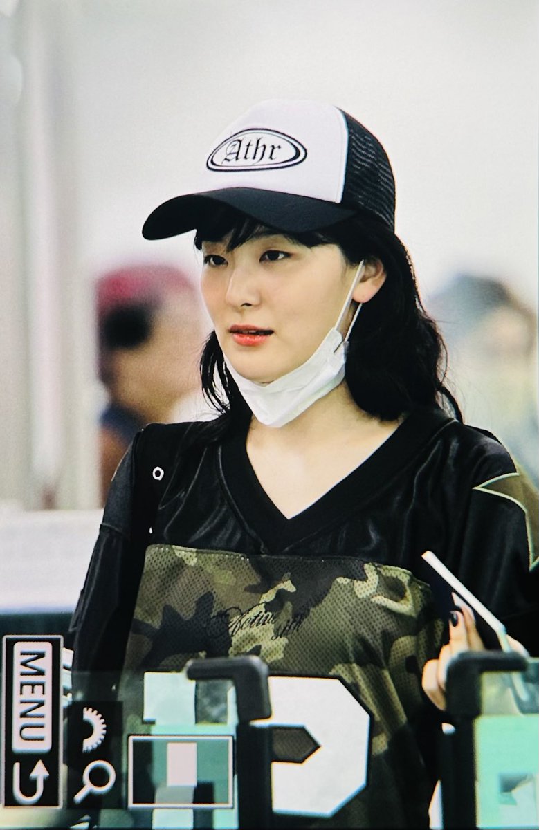 LUMINOUS_940210's tweet photo. 230505

#레드벨벳 #RedVelvet #SEUlGI #슬기 https://t.co/zTaUnBLijw