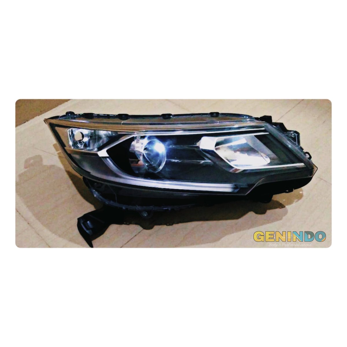 Genmobilindo's tweet photo. Headlamp honda brv 2016,2017 Copotan Original
IDR : 950,000
Wa : 0813 2412 8097 https://t.co/3Mb8E0A6aA