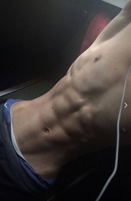 Where are you licking? 👅 https://t.co/LtIaldG6y6