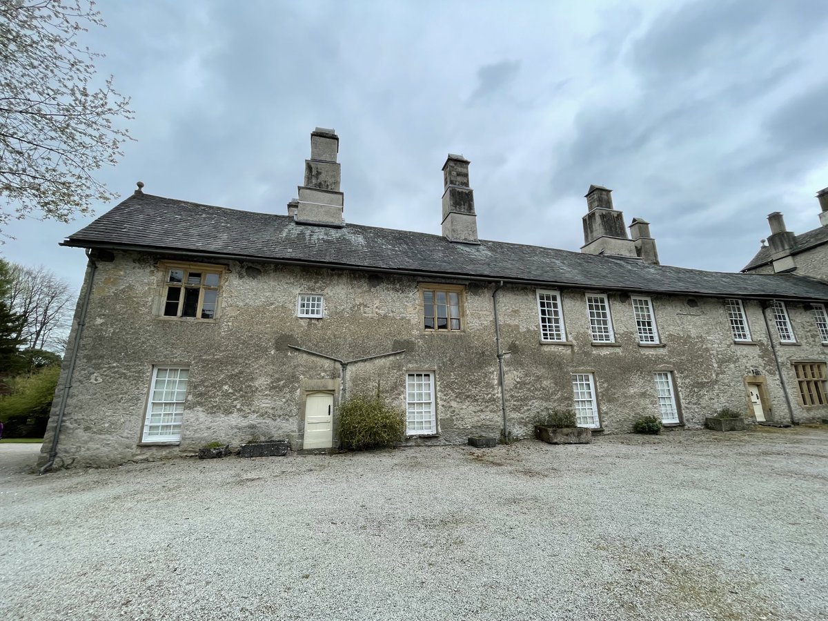 #FridayFinishes Vertical crazy paving! 🤦‍♀️