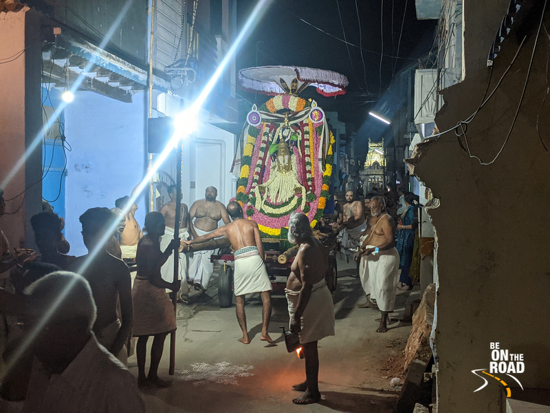 sankaracs's tweet photo. #RusticHolidays are a great way to experience our country’s rich and diverse culture. Here is 1 such example from the agraharams of #Kallidaikurichi, a village in India’s deep south.

https://t.co/9YW53qSO0c

#TamilNadu #UniqueCultures #Hinduism #Vaishnavism #IncredibleIndia https://t.co/ShdHfQK1Uu