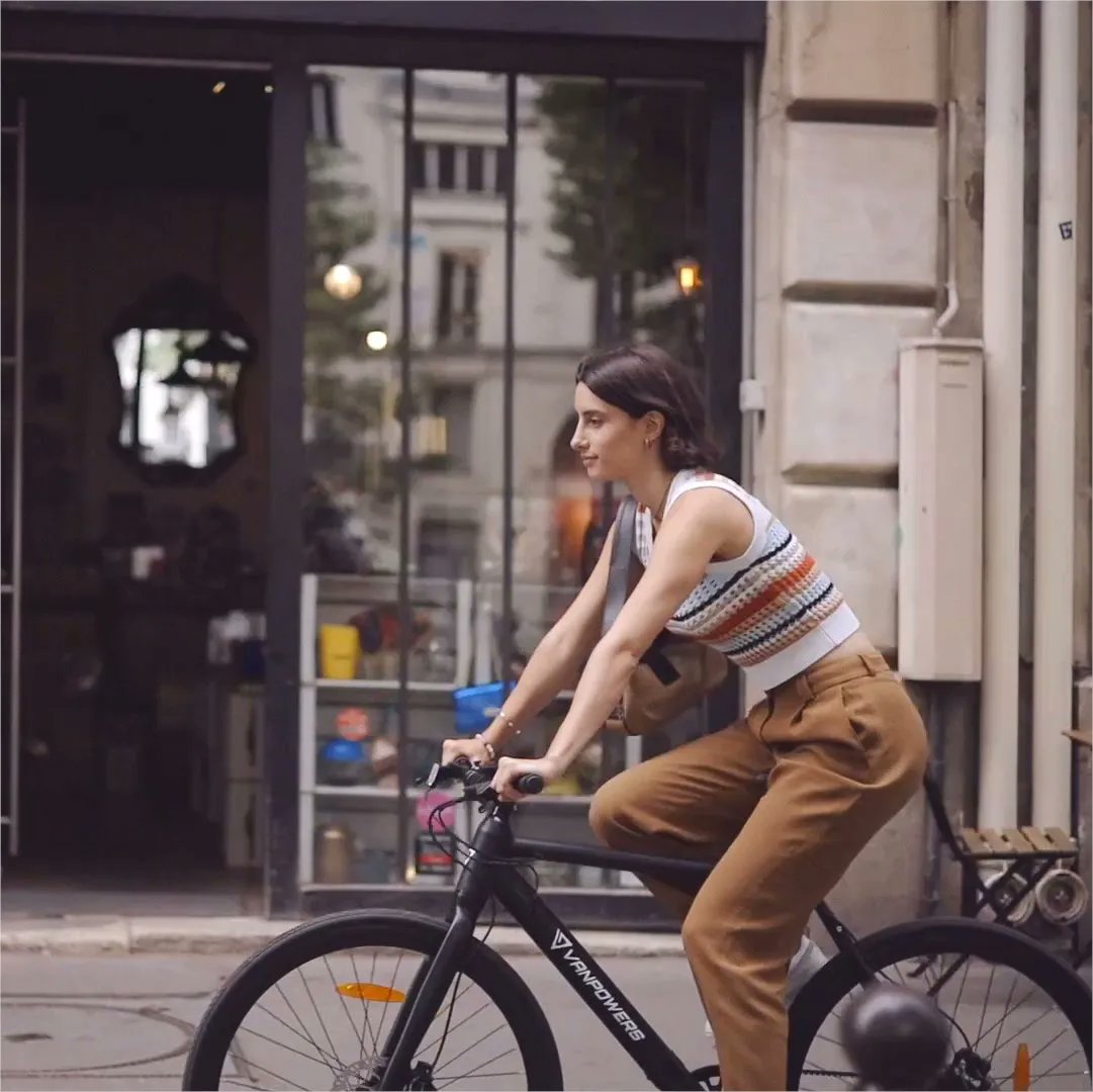 jennymarston_xo's tweet photo. AD // For a smooth ride around the city, say hello to your new customisable eBike from @VanpowersBike! The City Vanture is lightweight and easy to carry, perfect for commuting and city adventures! 👍🏻🚲
https://t.co/WAhv74apkK #VanPower https://t.co/9WkhUuntuV