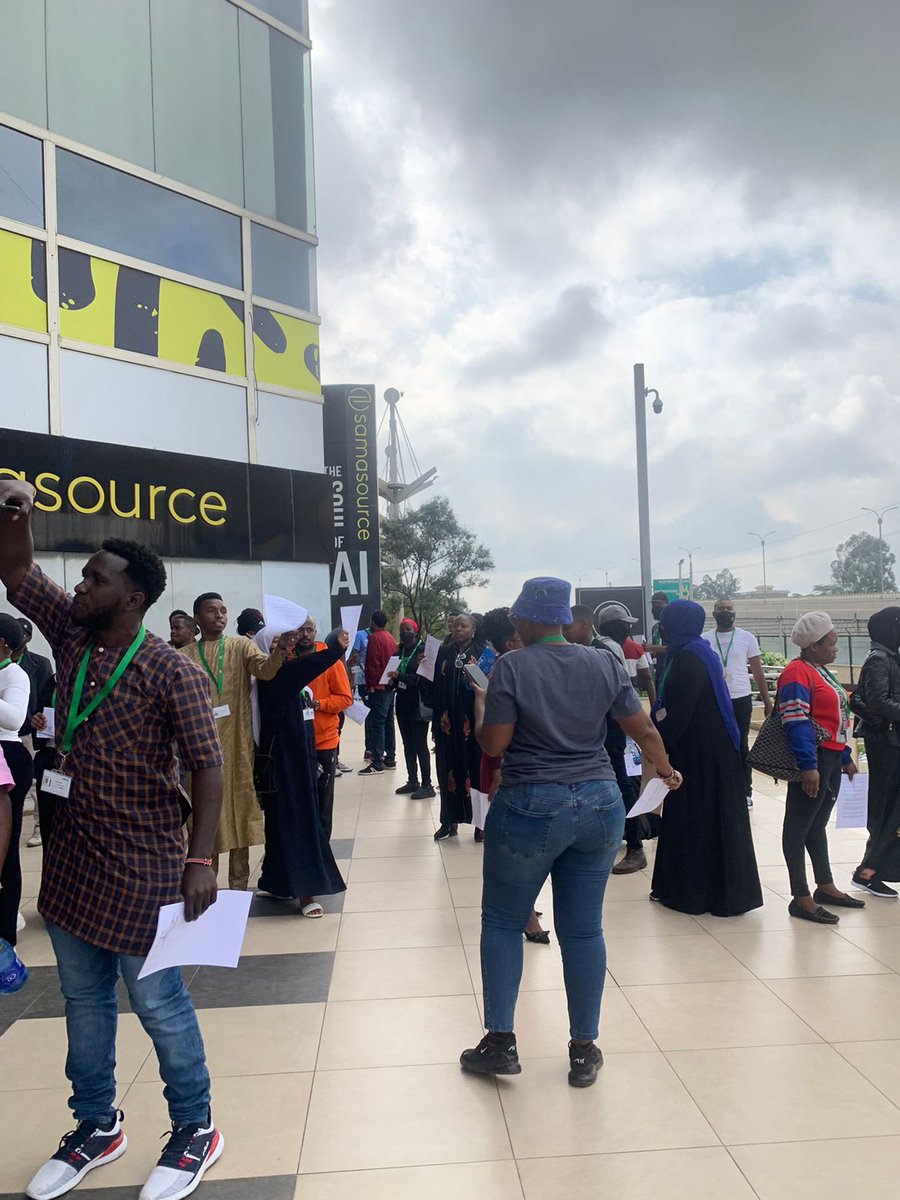 Sesyline_KE's tweet photo. The Court order must be honored. It is the right of the employees to get paid what they are owed. They shouldn't be punished for going to the court to prevent the injustices done to them. #ObeyCourtOrders
#PayContentModerators https://t.co/oUYaW6iS6B