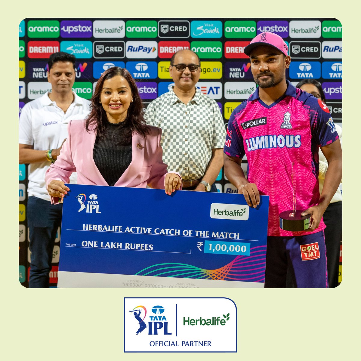 Pistachio Latte San Diego | TikTok, image size:1200x1200