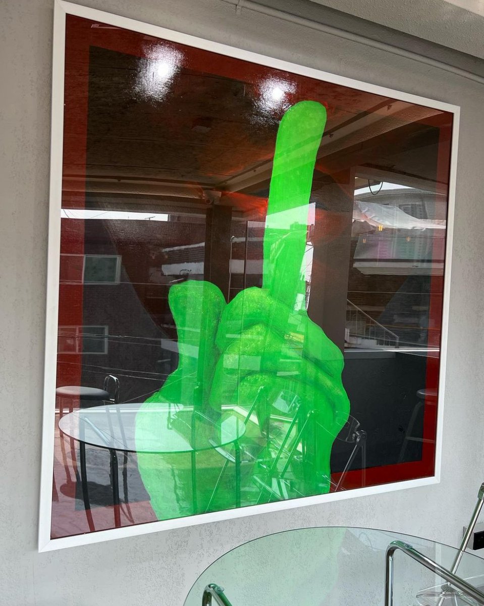 OnlyLookAtMino's tweet photo. [‼️] ap_______pp appp Cafe (에이피피피) IG
'#appp #ohnim #송민호 #2'

OHNIM's 'HUSH' on display at the appp Cafe 🖼️
▶️https://t.co/bFnvFhiRb8 

[‼️] ppino_nail IG ~ Spotted 'Chippy' while at the cafe
▶️https://t.co/VZ3o0Bwxe5

#MINO #송민호 #OHNIM #ArtistMINO @official_mino_ https://t.co/osISPGhhcw