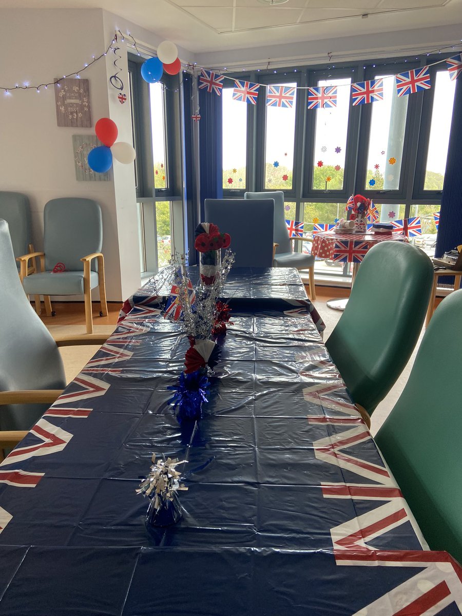 Katie_13X's tweet photo. Holywell Hospital getting ready for our party Saturday for the #kingscoronation2023 ❤️💙❤️💙@Saracain81 @FionaHarman1 @ElconMcconnell @wendyw13 https://t.co/w0yvDdDrpu