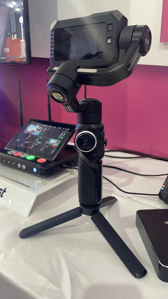 MangoCh31692051's tweet image. A5 bonding camera, support 2x4G sim+Wifi+Ethernet bonding, camera, streaming and recording all in one box.
Fixed camara, no need camera man, easier for music live streaming, no matter indoor or outdoor. 
#4Gcamera #actioncamera #slowtv #musiclive #concertphotography