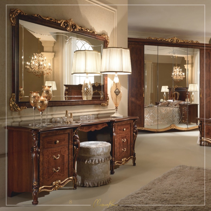 Fall in love with the EF-Donatello King Bed!
Our exquisite neo-classical design will elevate your bedroom to the next level. 
#ClassicRoma #EFDonatelloKingBed #MadeInItaly