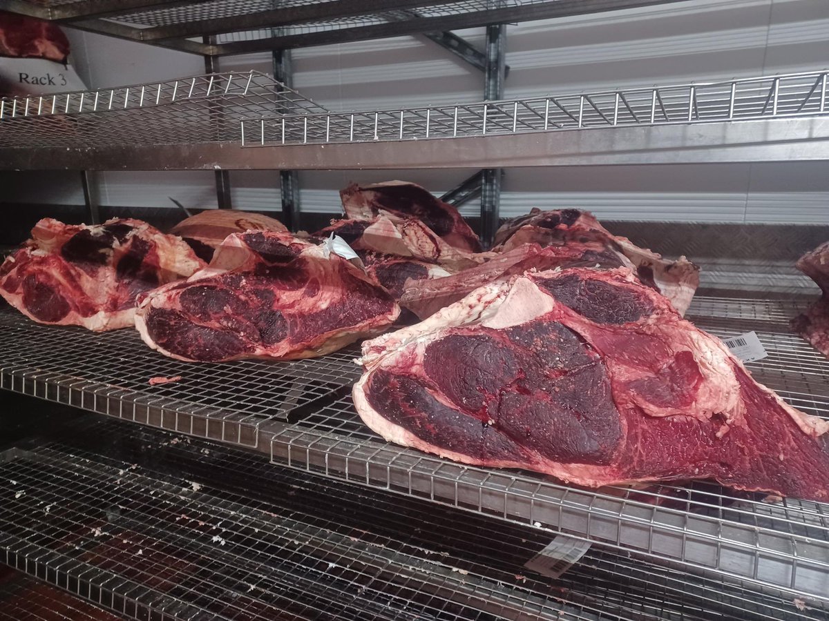 StoddartsBeef's tweet photo. Some of the specially selected Bone in Scotch Beef Rumps that have been selected for Longcroft & Old. You ask and we deliver, selected to your specification. #stoddartassured #bestinbeef #boneinrump #rump #steak #steaklover #smithfield #smithfieldmarket #selected #provenance https://t.co/Ksn6HpkC6g