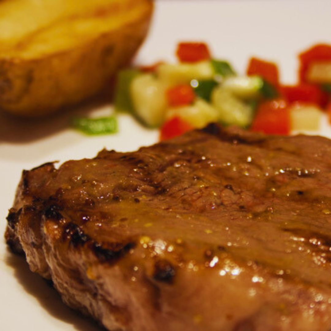 befooder's tweet photo. ¿Has probado el sabor más puro de las brasas?🥩
Abrasador Las Cazuelas
📍C. Gustavo Adolfo Bécquer, 11, 02640 Almansa, Albacete
👉 Más ℹ y reservas en nuestra web|app https://t.co/DTWqfMVpvb o escríbenos por privado
#TotalFood #Befooder #abrasadorlascazuelas #CocinaALaBrasa https://t.co/iRlNJiSLbp