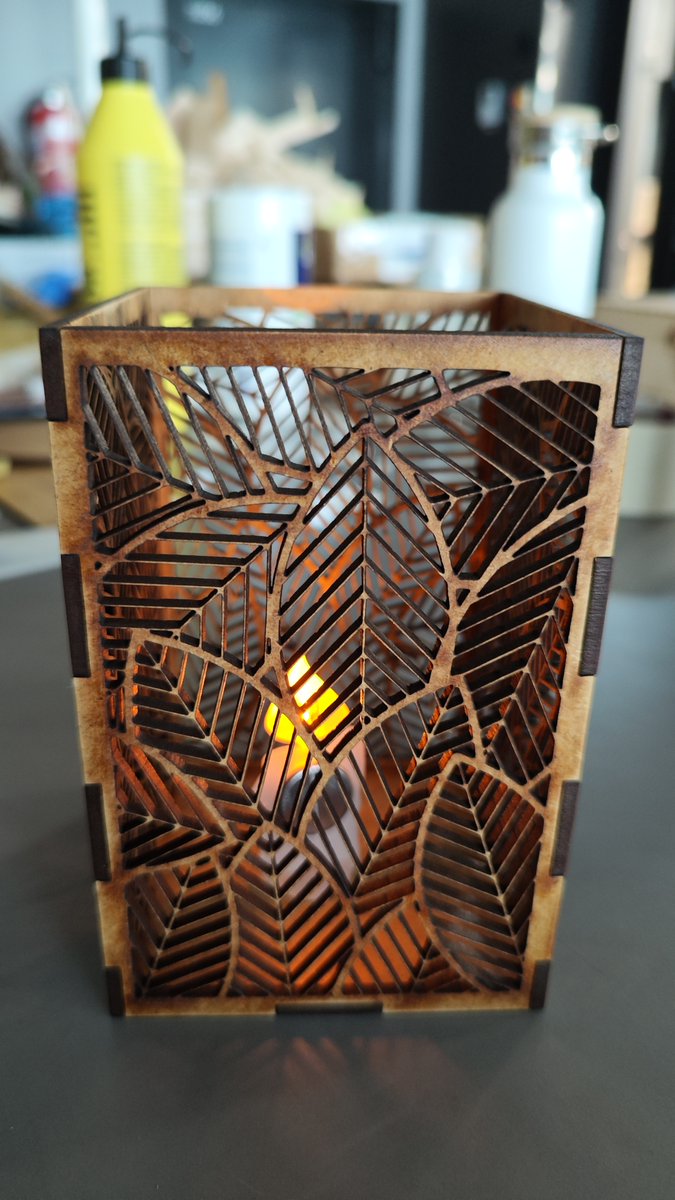 Make4Change's tweet photo. Lately we had so much fun with our international group on #lasercutter workshop! We learned about #2ddesign , operating the laser cutter and different materials.
We all clearly shared the passion for #making , and we were blown away by the beautiful designs! Thank you guys.🥰 https://t.co/vWXFWJAtRB