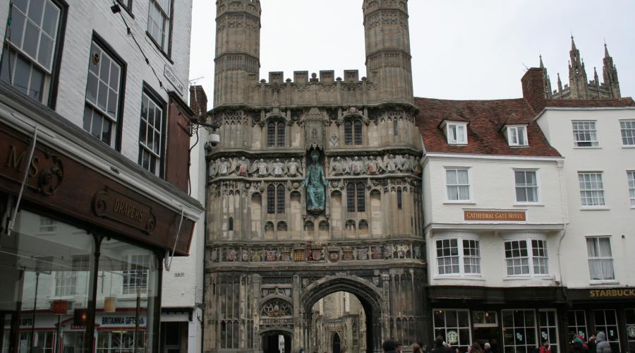 OdlSoutheast's tweet photo. Reminder: The Lowland and Hill Walks event 'Railway Rambles - Canterbury to Dover Challenge' in the Kent area is on 08-May-2023. 
Booking and info: https://t.co/QkJXCqCNIR 
#GetOutMore #outdoorlads #gay #bi #trans https://t.co/0gKARKBz9l