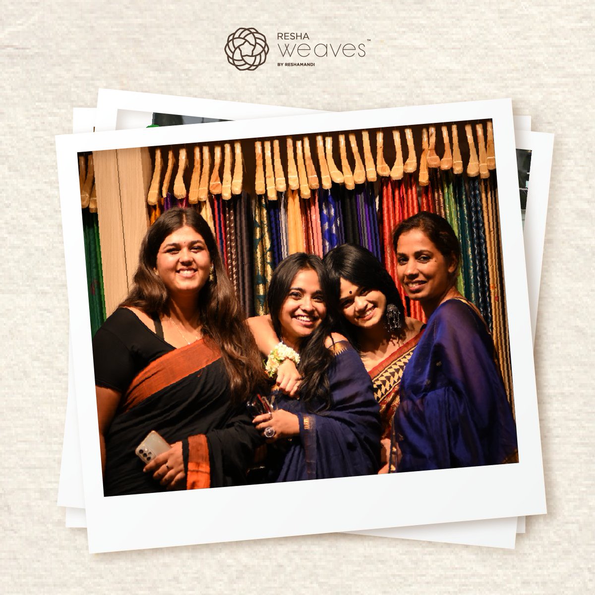 ReshaWeaves's tweet photo. Get ready to fall in love with the beauty of sarees all over again!

The event was a celebration of elegance and grace of traditional Indian attire.

Here are a few clicks of the day capturing women embracing their desi selves!
#pyaribehnosareepehno #reshaweaves #reshamandi https://t.co/KyvsRLtncM