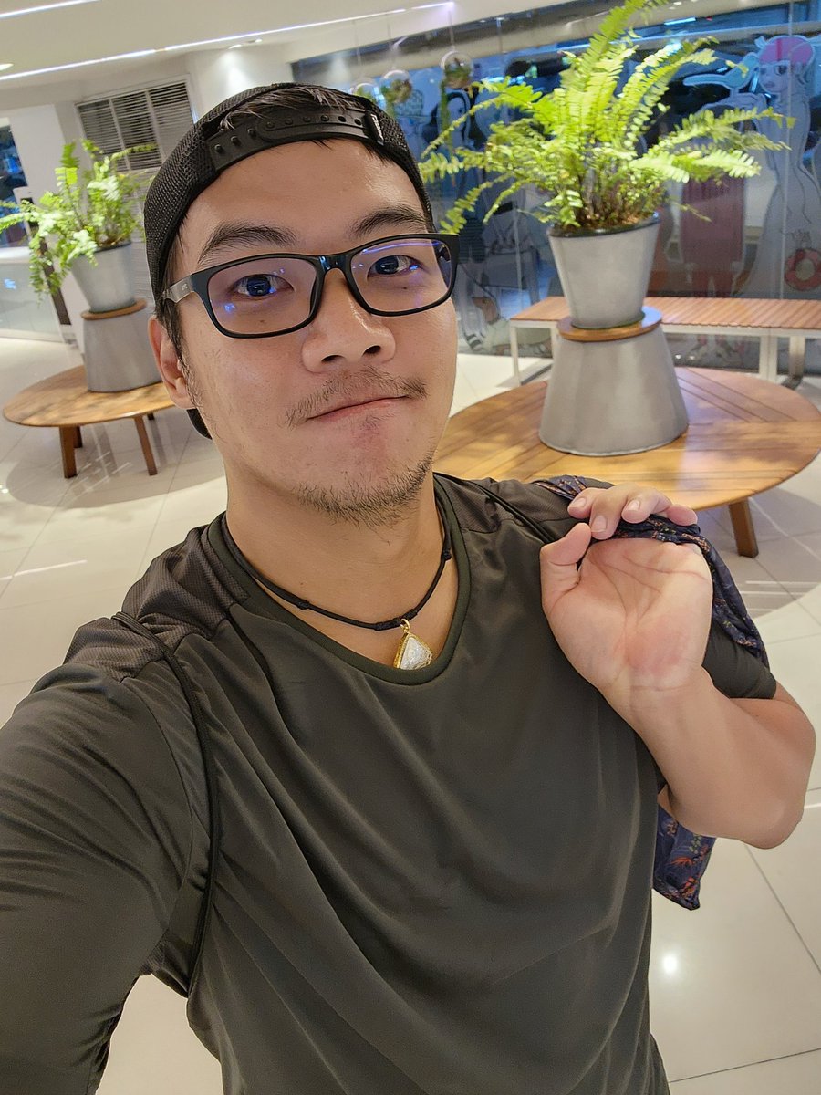 hamuzilar's tweet photo. เสื้อหม่ายยย ใส่แบบไม่แกะป้ายด้วย 

เอาให้รู้เลยว่าบ้าเห่อออออออ 😆😆 https://t.co/ZLanmcr1vB