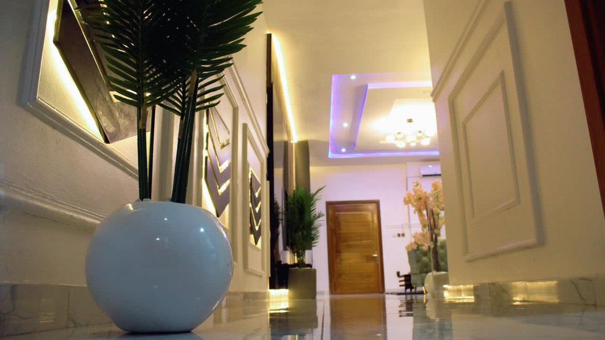 BeingFrank7's tweet photo. “Hello weekend” Time to unwind in our perfect spot for a relaxing getaway.
Book now and let us be your home away from home.
#After33 #Acrimony #Osimehn #Sabinus #DataAnalytics #Blaqbonez #Wike #INEC
For booking ☎️/whatsapp :07036793264 or 08068406168 https://t.co/z5POHJtxsa