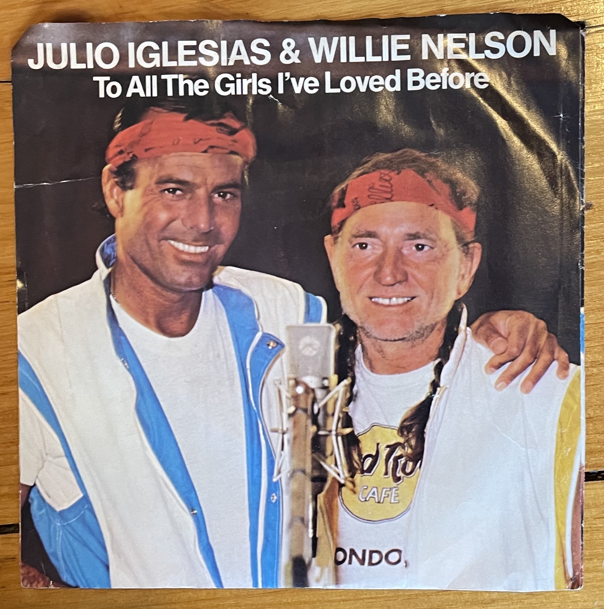 I\m a little late wishing Willie Nelson a happy 90th birthday, but it is heartfelt. Hoping for many happy returns! 