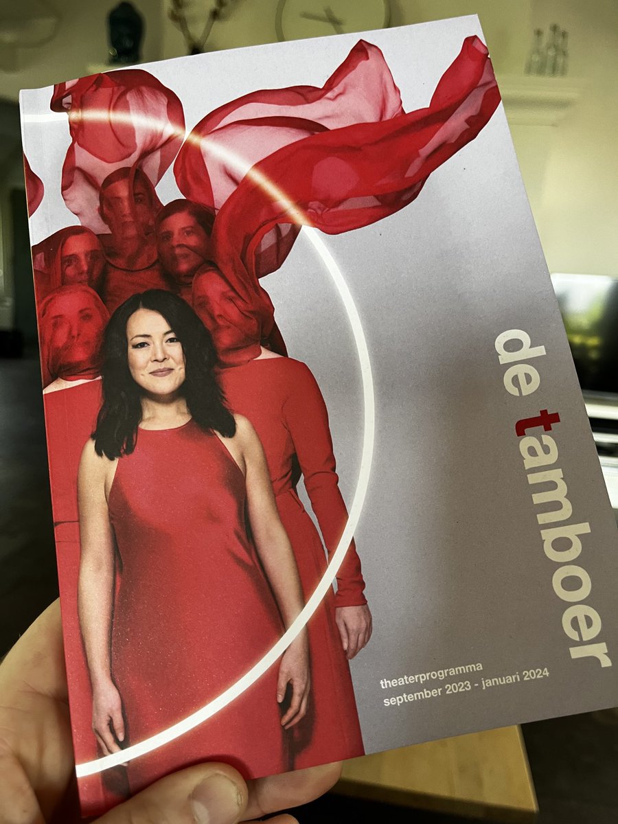 JAAAAA…!!! Vanaf maandag valt ie weer op de mat (voor wie wil😁). Wat een mooi🤩 resultaat weer #brochure #deel1