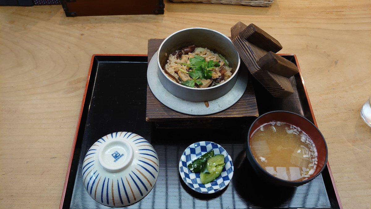 ほたるいかの釜飯!うまい! 