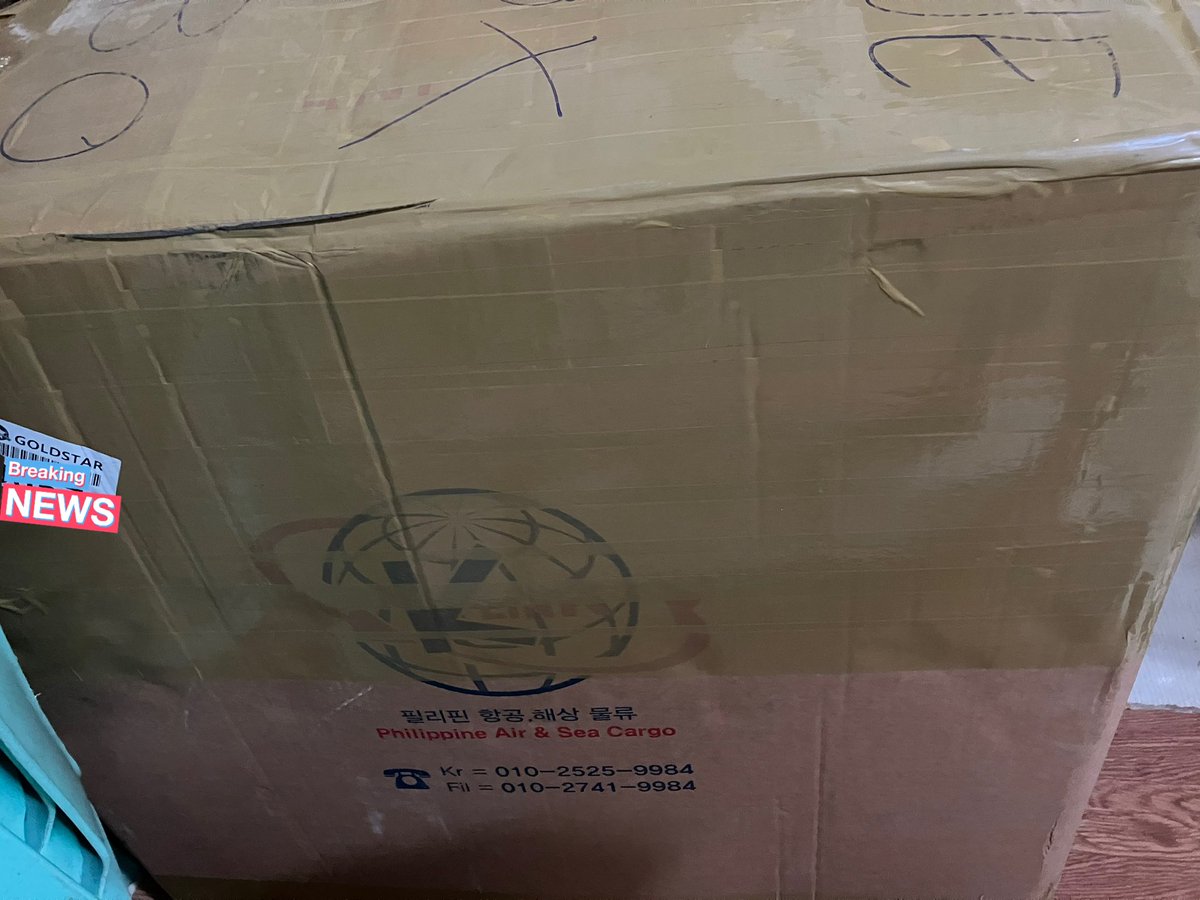UnniesMagicPH's tweet photo. ‼️BOX UPDATE‼️

Box arrived just now, will unbox and sort tomorrow. Kindly settle your balance/s maglate fee na po ako starting tomorrow. Thank you. 🙇‍♀️💜

#UMSPHUpdate https://t.co/319qJAloVB
