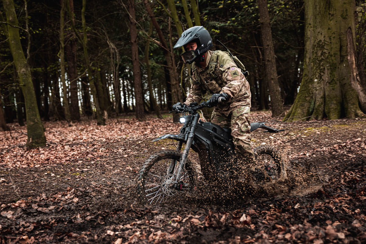 On your bike!

2nd Bn Royal Gurkha Rifles are trialling electronic motorbikes on #WessexStorm, to provide stealthy mobility for scouting and liaison tasks.

#ArmyInnovation