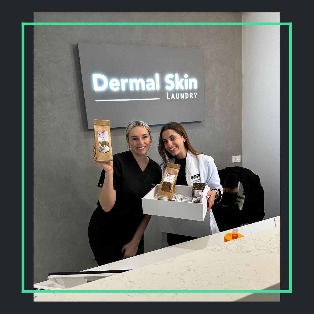 OMDGlobal's tweet image. 🎁🎉 A little birdie told us that Dermal Skin Laundry just received our surprise gift! 🐦🎁🎉

We couldn&apos;t resist sending them a little something to celebrate our new partnership. Here&apos;s to a fresh start and a fruitful collaboration!

#NewBeginnings #ClientGoals #HappyFriday