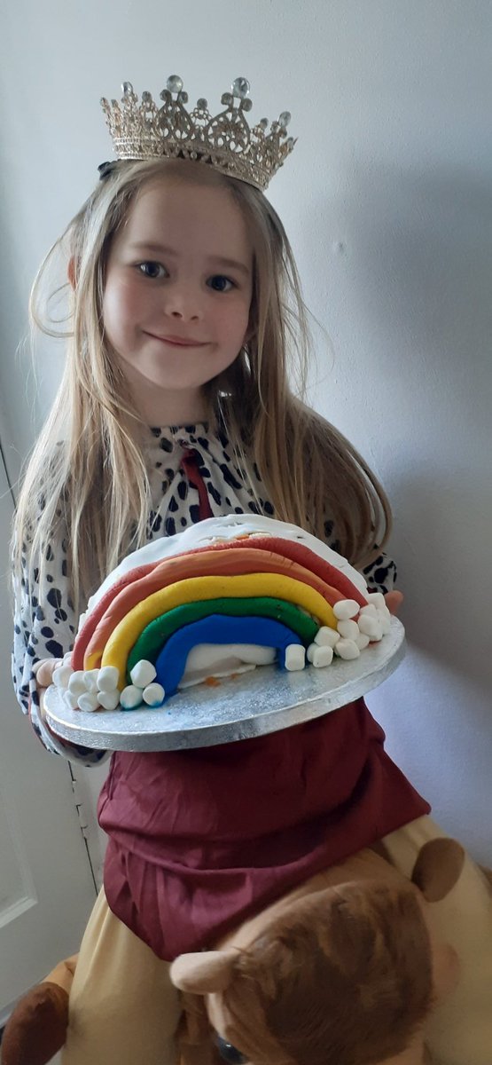 JFCleanUp's tweet photo. Royal bake off competition @StMaryB17 #rainbowcake #crown #rainbowinside #bakeoff #Coronation https://t.co/lxU2Xj56gN