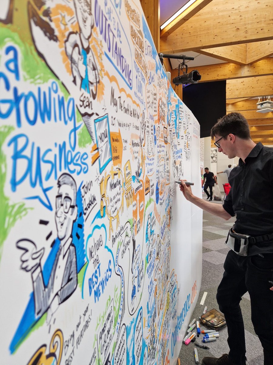 CreativeConnection tweet media