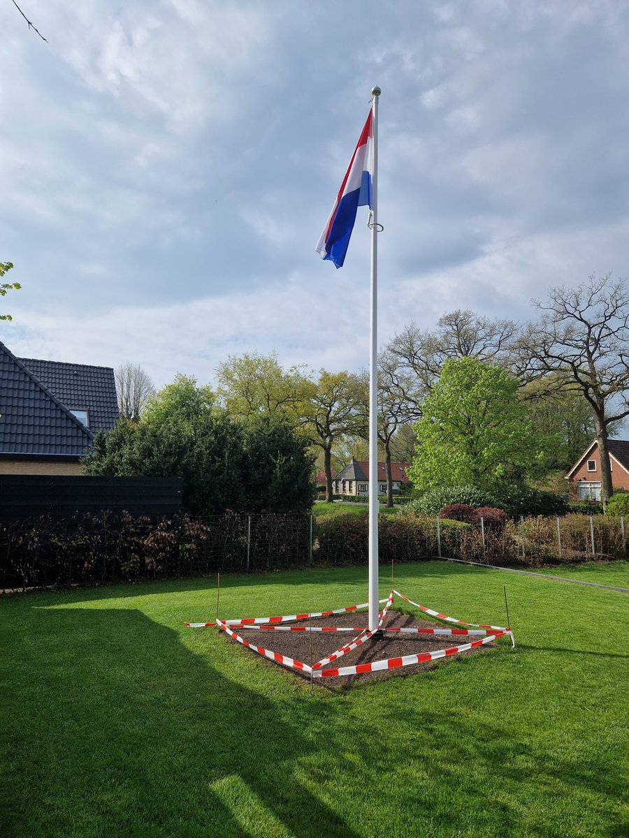 RobertoCrom's tweet photo. Bevrijdingsdag! https://t.co/e8ZOTu59VC