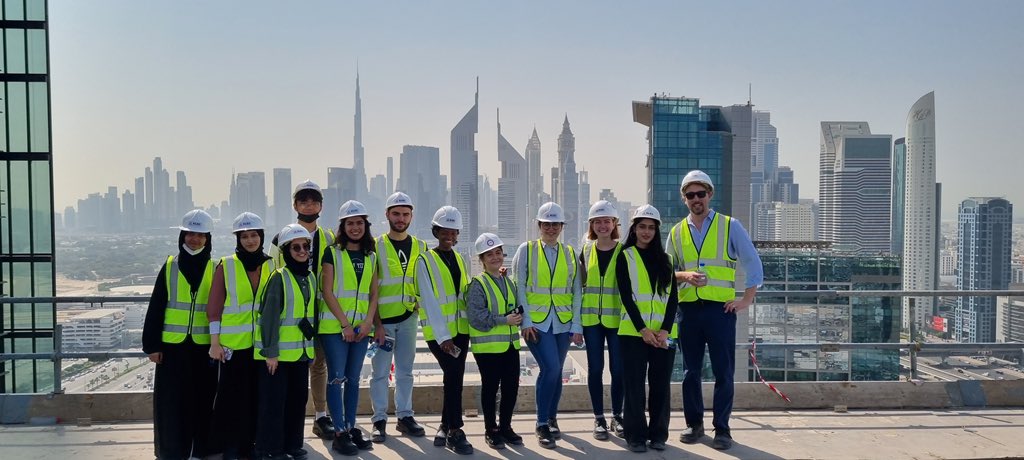 CUDUAE's tweet photo. #flashbackfriday: Students from CUD’s Construction and Building Technology class of the School of Architecture and Interior Design, toured ‘One Za’abeel’ for an educational site visit.
#CUDubai #architecture #sitetour #FBF https://t.co/zuvv0KoC6B