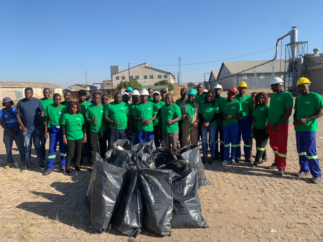 #TeamCottco from Kadoma participated in the National Clean-Up Campaign
#cleanup
#Going4Growth
#TransformingCommunities