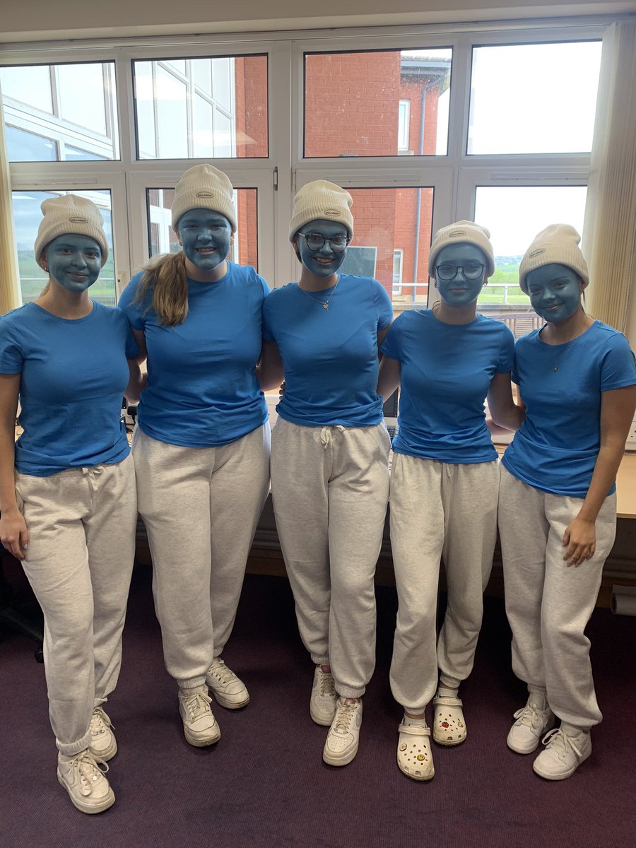 WestholmeSport's tweet photo. Some of our XI Hockey team dressed up as smurfs today as part of their stand down. #sixthformsmurfs #smurflife https://t.co/t1Rg9Cjy6O