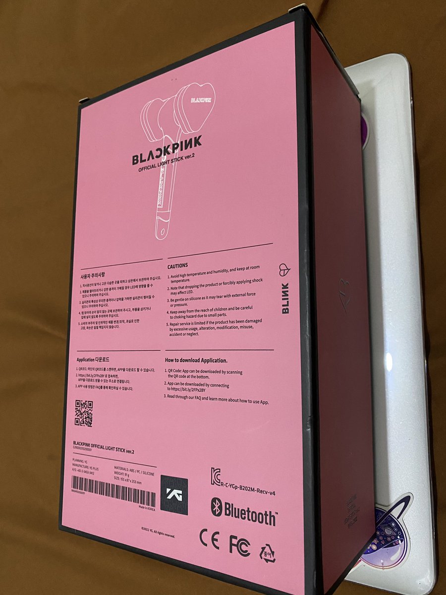 mrn_ahmadi's tweet photo. WTS lightstick blackpink versi 2 official
Semua lengkap mulus, free acc &amp;baterai 2pcs
#wtslightstick #wtsLS #wtshammerbong #wtslightstickblackpink https://t.co/5tsIHlXAkC