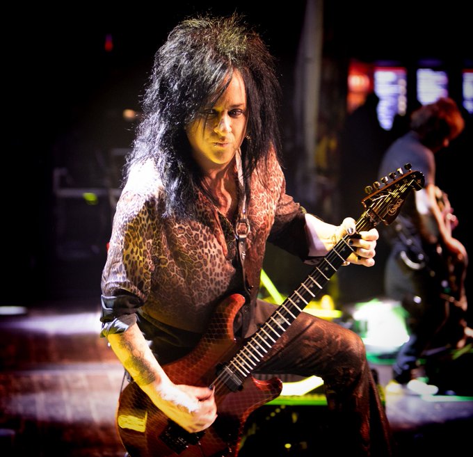 Happy Birthday on the 5th of May to guitarist Steve Stevens, guitarist of Billy Idol, guitar performer of the 'Top Gun Anthem' and co-writer of such hit songs as 'Rebel Yell' and 'Eyes without a face' @Stevestevens Photo by @reverbphotos