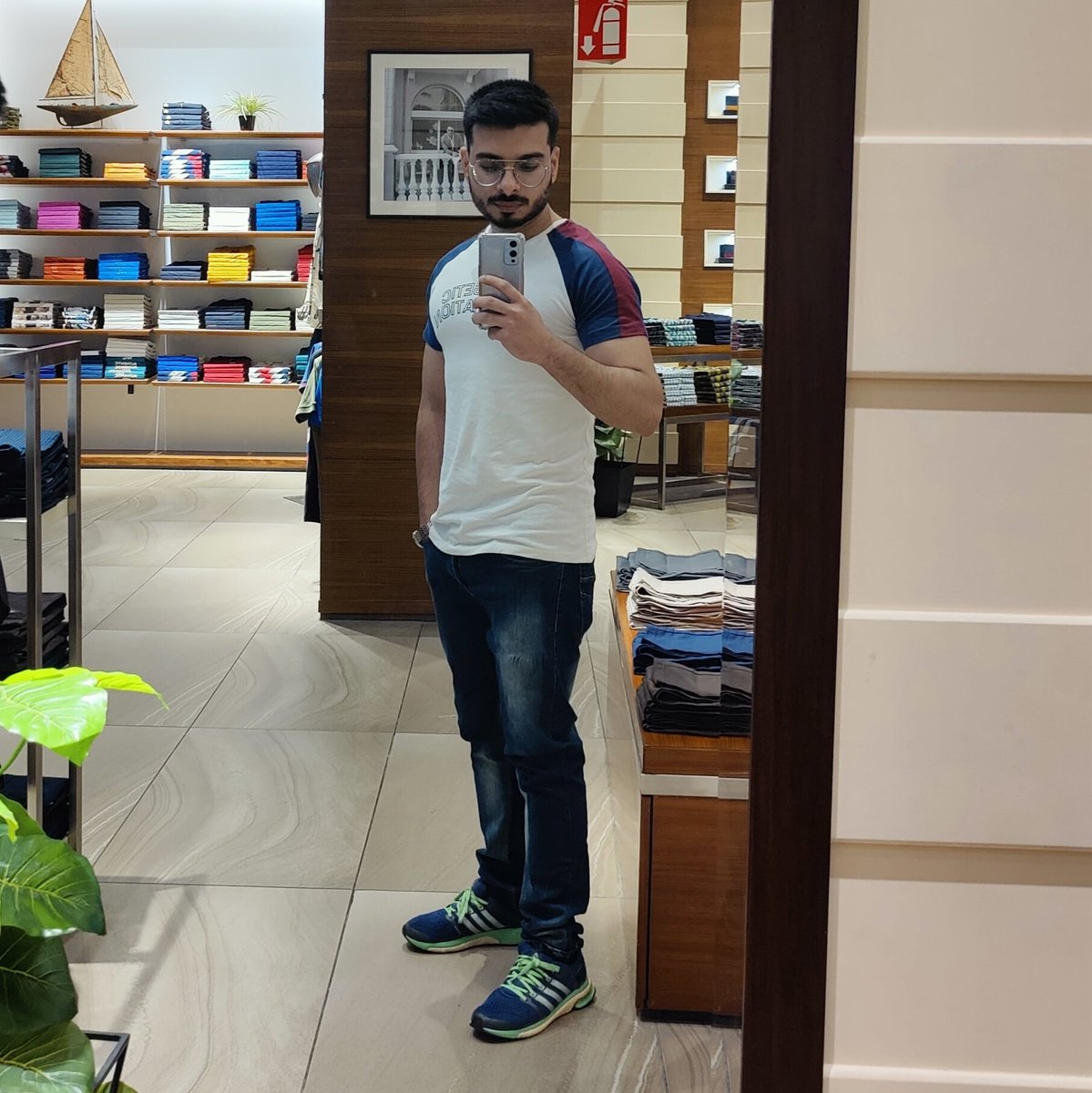 FL FAKHAR tweet media